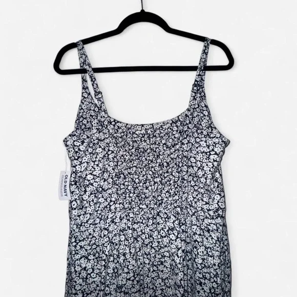 Old Navy Floral Linen-Blend Mini Dress in Navy and White - Picture 2 of 4